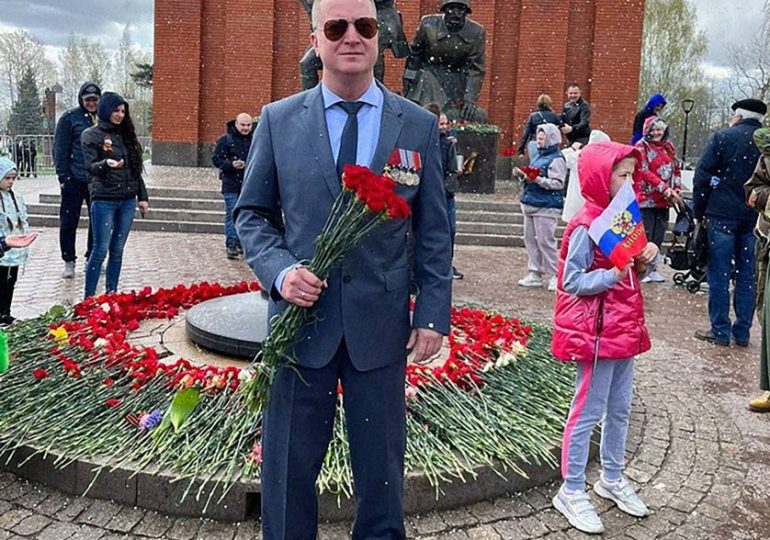 Putin’s ‘Colonel Hooligan’ who rose from football terraces thug to spy chief DIES after mysteriously ‘choking on meat’