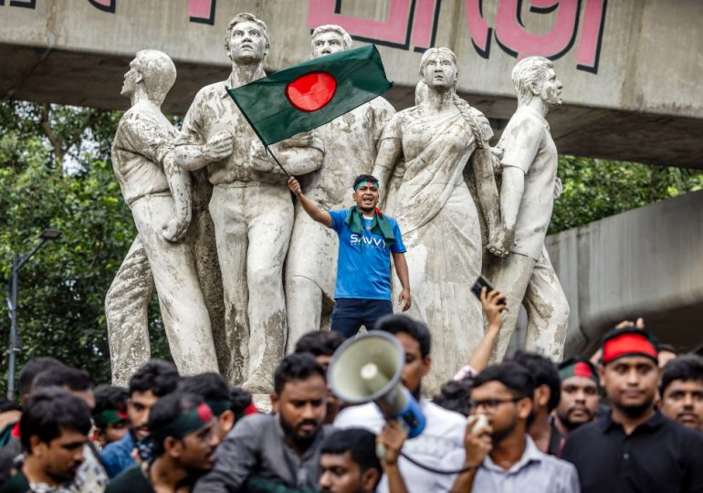 How Bangladesh Can Become a True Democracy