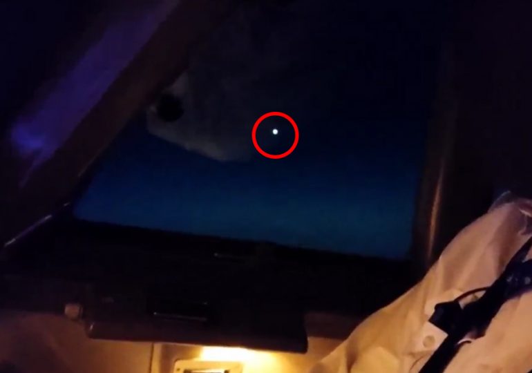 Watch incredible cockpit vid as Boeing 747 pilots spot bright white UFO orb ‘intercepting plane & not showing on radar’