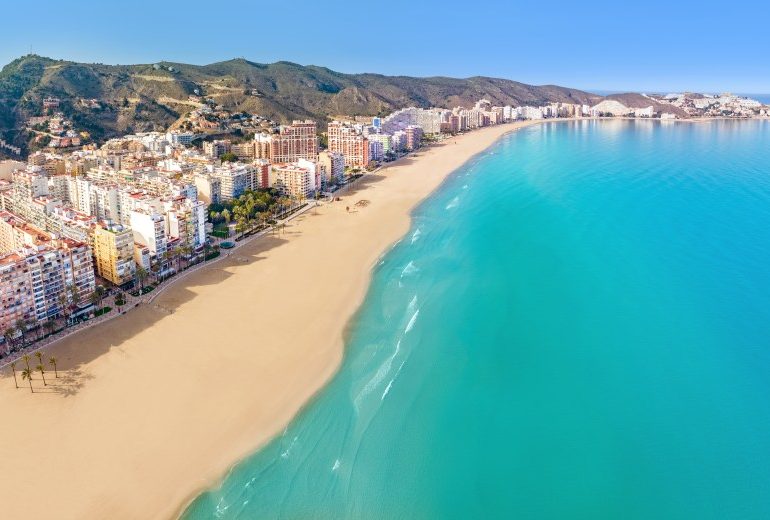 Brit tourist, 77, drowns in Spain after going swimming ‘while red flag was raised’ on popular beach