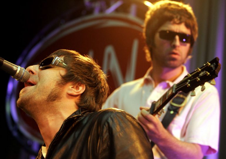 Oasis Confirms Reunion, 15 Years After Band of Brothers Noel and Liam Gallagher Split Apart