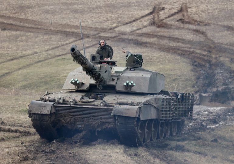 British Challenger 2 tanks ‘are INSIDE Russia helping Ukraine’s blitz into Putin’s territory’ after Kursk invasion