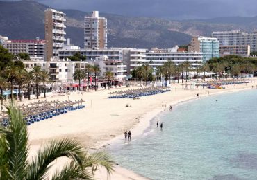 Six tourists injured as cliffside Majorca viewing platform collapses leaving them trapped perilously close to 400ft drop