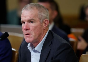 Former NFL Star Brett Favre Reveals He Has Parkinson’s. Here’s What to Know