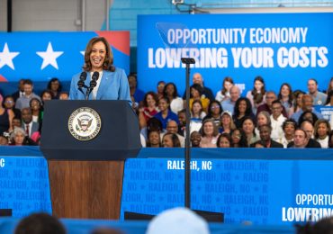 What a Kamala Harris Win Would Mean for the Economy