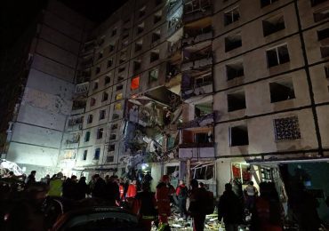 Putin blitzes block of flats with half-ton glide bomb killing 2 kids prompting Zelensky to BEG for more Western war aid