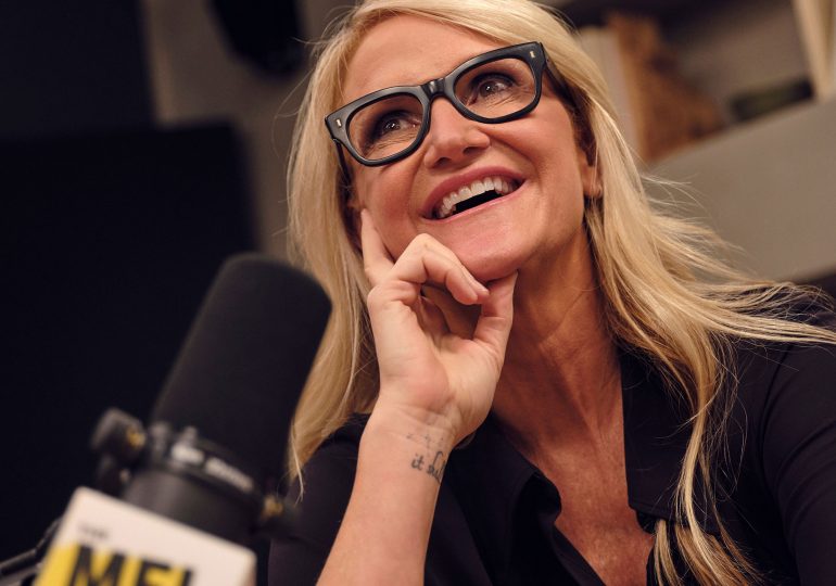 Mel Robbins Will Make You Do It