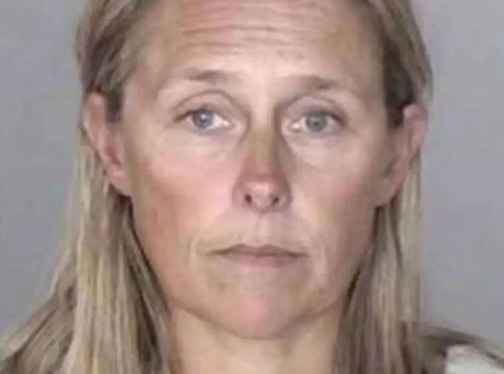 Perv teacher, 46, used hall passes to groom teen boy, 14, for sex on graduation day after following him on Instagram