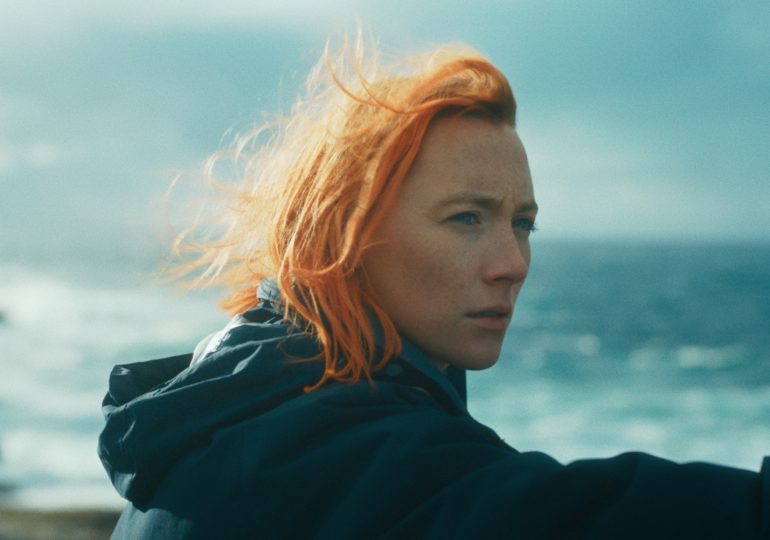 Saoirse Ronan Is Magnificent as a Recovering Alcoholic in The Outrun