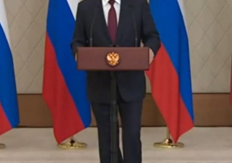 Sickly Putin’s twitching jelly legs return as he uncontrollably fidgets during mad speech reigniting health rumours