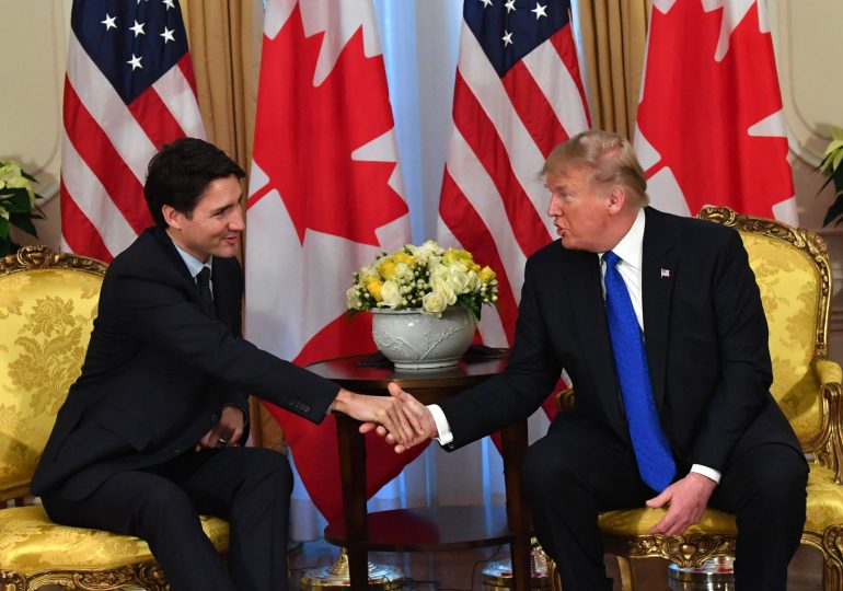 Canadian Prime Minister Trudeau Meets With Trump in Florida Amid Tariffs Threat