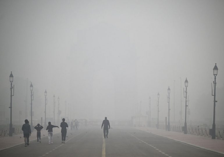 India’s Capital Chokes as Air Pollution Levels Hit 50 Times the Safe Limit