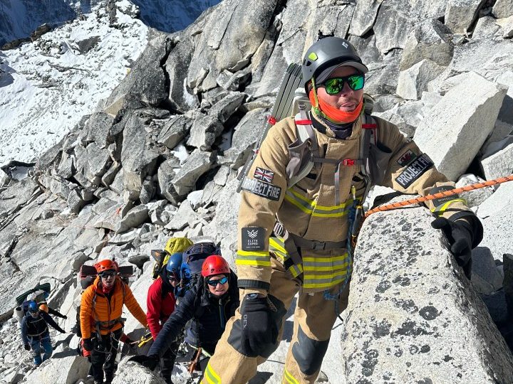 Brit fireman aims high as he prepares to tackle Mount Everest in full fire gear