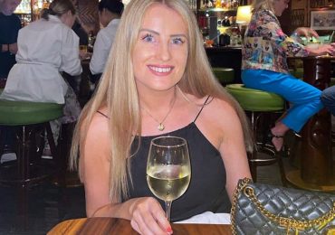 Grieving parents lead emotional tributes to ‘beautiful’ lawyer Simone White poisoned by ‘methanol-laced booze’ in Laos