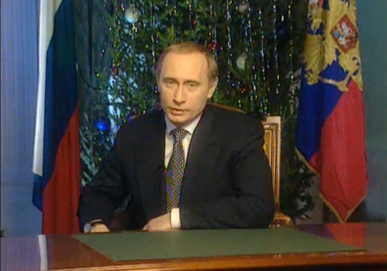 Watch Putin’s first speech as Russian president 25yrs ago as he looks & sounds VERY different to puffy despot of today