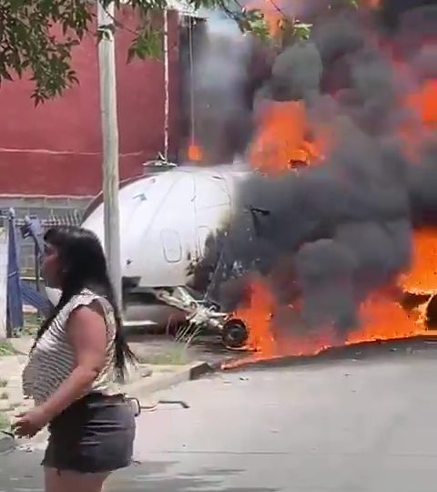 ‘Two dead’ in horror plane crash after jet plunges near airport and crashes into street in Buenos Aires