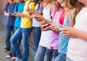 U.S. States Across the Political Spectrum Are Enacting or Considering School Cellphone Bans