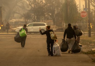 ‘False Alarm’ County-Wide Evacuation Alert Sparks Panic and Frustration Amid LA Fires