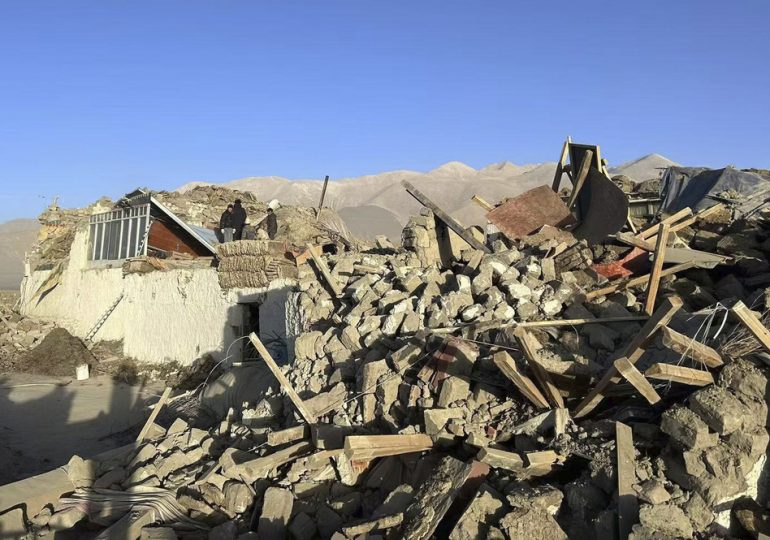 Dozens Killed by Earthquake in Tibet as Rescuers Search for People Trapped in Rubble