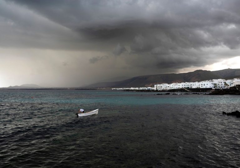 Spain Easter weather shock as forecast predicts SNOW & storms on mainland AND holiday islands after floods hit Lanzarote