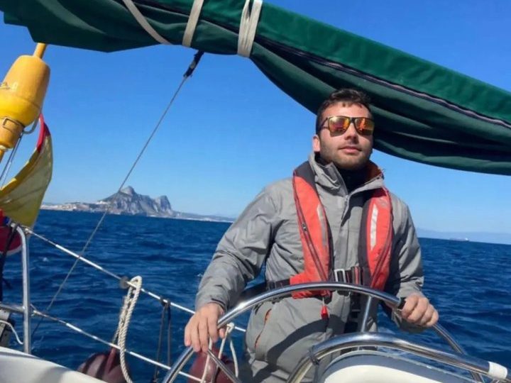 Mystery as US banker who vanished on vacation is found dead weeks after passport and pants were discovered on beach