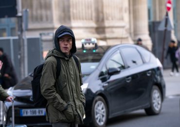 The Amateur Is a Serviceably Entertaining Thriller With a ’90s Feel