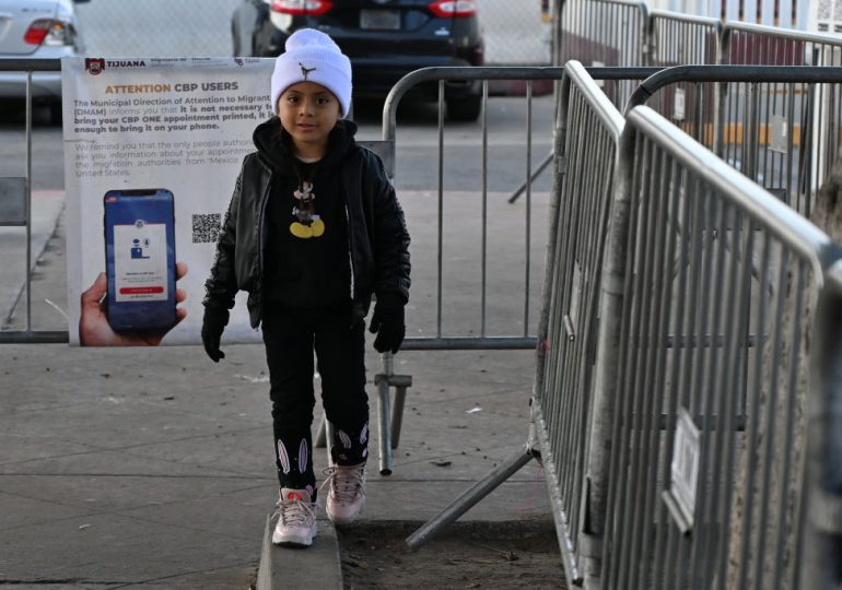 Trump Administration Revokes Legal Status for Migrants Who Entered U.S. Using CBP One App