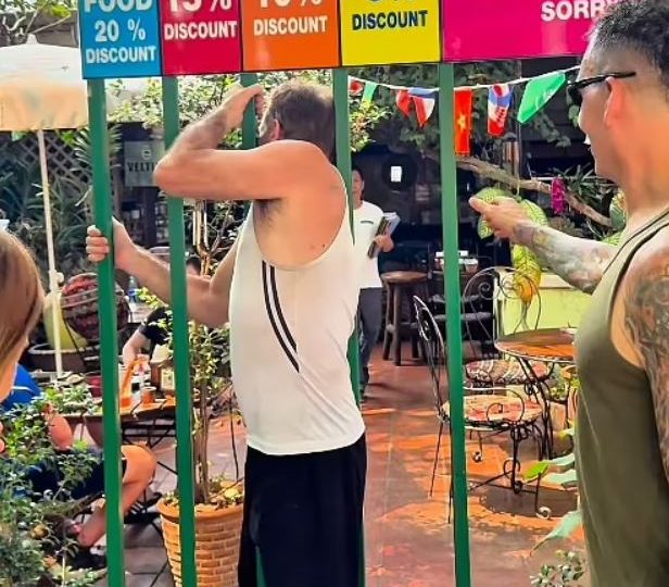 Controversial restaurant offers diners a bigger discount the SKINNIER they are – & have a crude way to figure it out