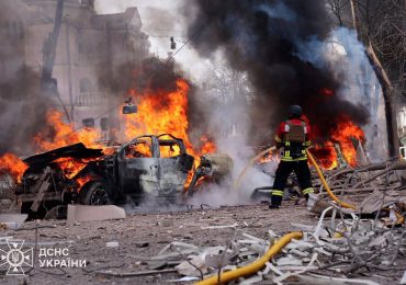 Putin breaks bogus ‘Easter truce’ by battering Ukraine frontlines with drones & storming Kyiv’s positions, Zelensky says