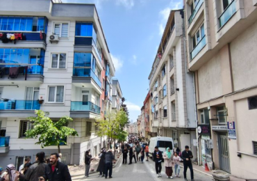 Istanbul rocked by strong 6.2-mag earthquake as people seen fleeing shaking buildings and high-rises swayed by tremors