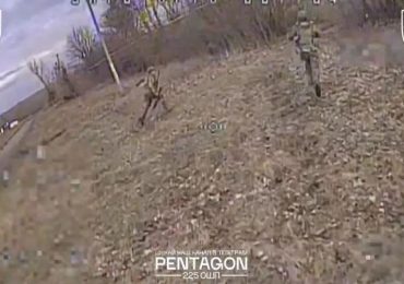 Watch first-person-footage of Ukrainian hunter drones tracking down and eliminating Russian troops in border blitz