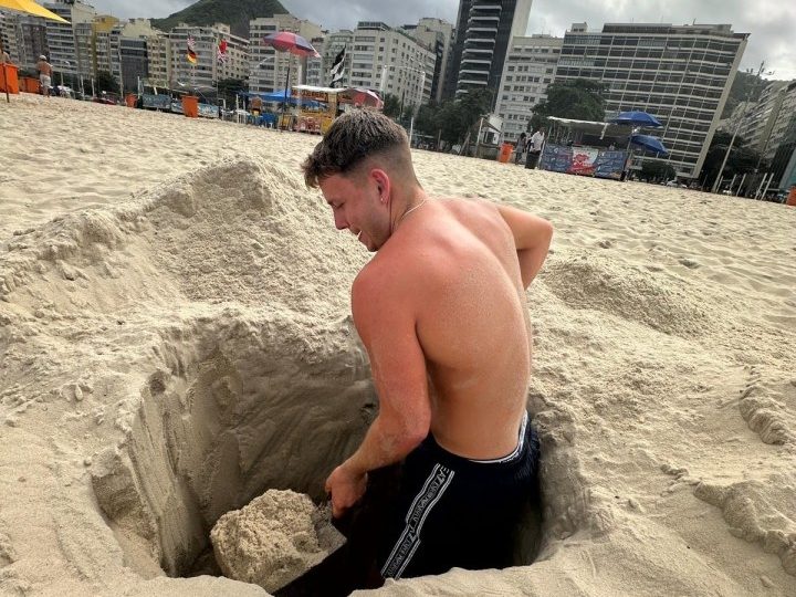 I almost died digging 8ft deep hole on beach when I was swallowed by QUICKSAND – but I’d do it again