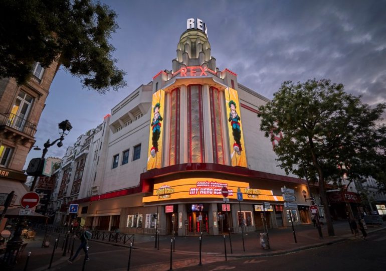 Inside ‘world’s largest cinema’ the ‘Big King’ with 2,700-seater triple-decker ‘grand hall’ and giant 3,000sq ft screen