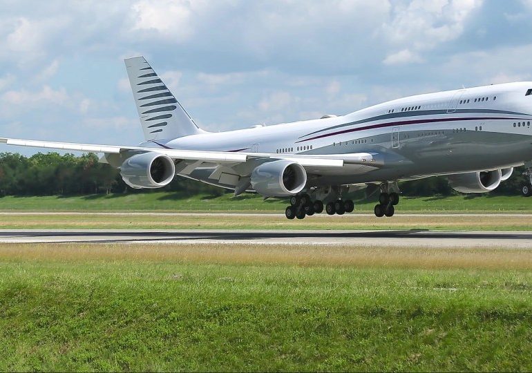 Fears Trump’s new $400m Qatari ‘flying palace’ Air Force One replacement is vulnerable to devastating HACKS – or worse