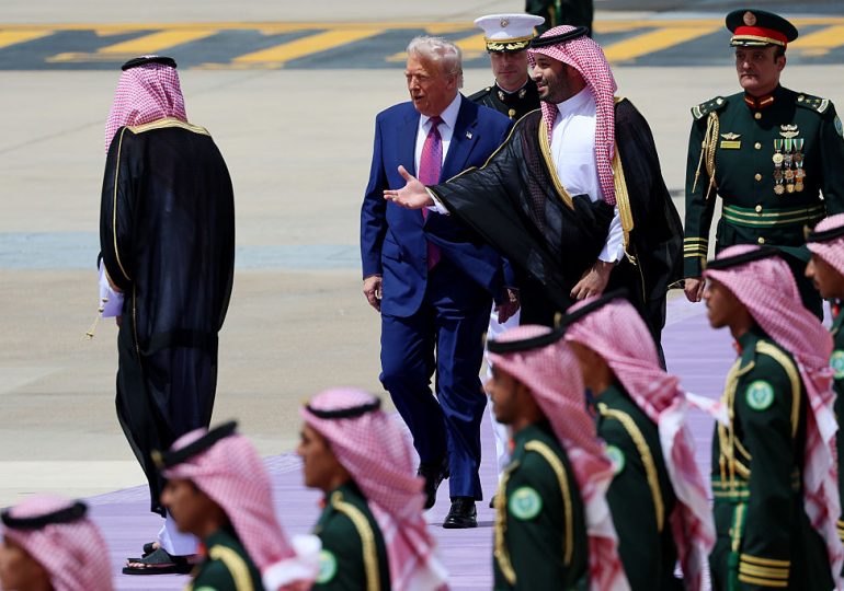 Trump Gets Lavish Welcome in First Stop of Middle East Tour