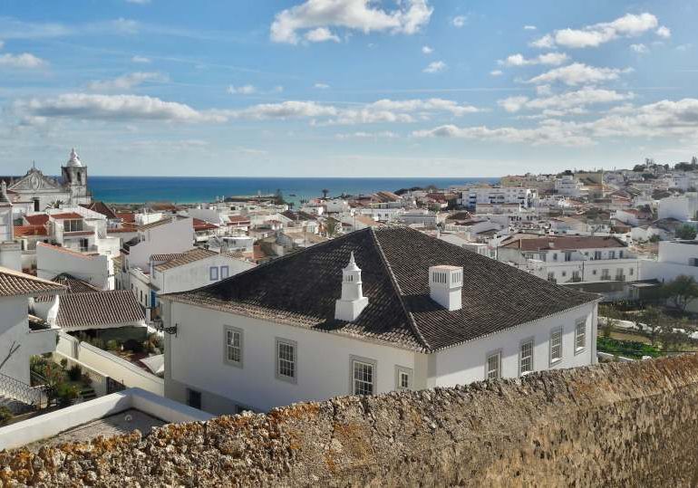 Brit, 60, dies after ‘early hours violent assault outside a nightclub’ in the Algarve