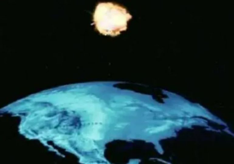 Nuke strike could plunge US into blackout like Spain at ANY minute – weapon Trump needs now to protect 340million people