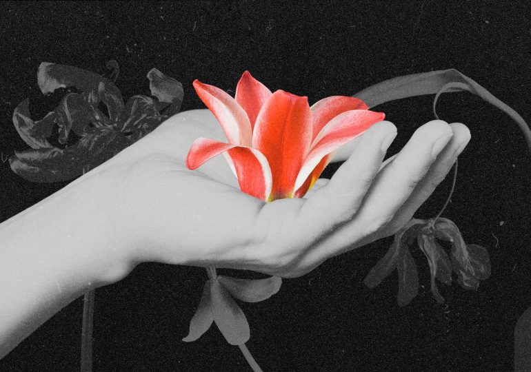 Navigating the Grief of Losing My Mother, 18 Years Later