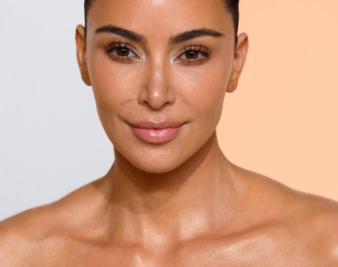 Take our quiz and see if you can match the celebrity to their court room sketch