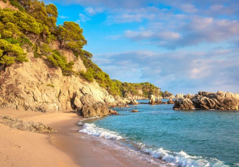 Brit tourist, 24, missing in Costa Brava as Spanish cops launch major search with helicopters, drones and sniffer dogs