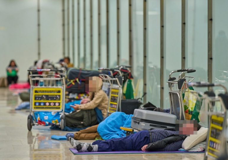 Warning for Brits over bedbugs and fleas at top Spanish tourist airports as they’re overrun by homeless camps