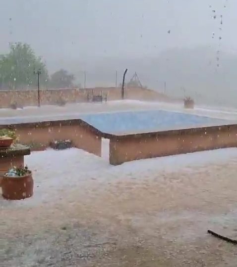 More dramatic storms smash Spain as hail warning issued with streets turned to RIVERS & Benidorm Brits left soaked