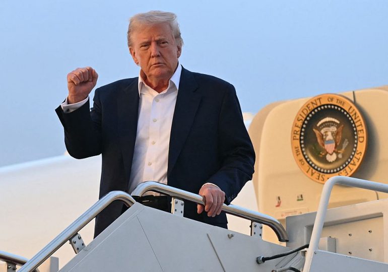 Trump Doubles Down on Plan to Receive Qatar’s Plane Gift: ‘Only a Fool Would Not Accept This’