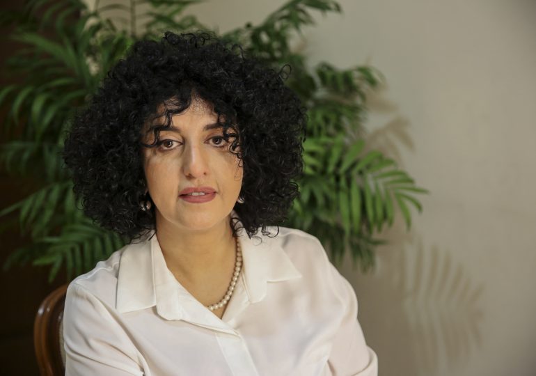 نرگس محمدی، برنده نوبل صلح: از دست رفتن دموکراسی چه آسان است و چه معنایی دارد