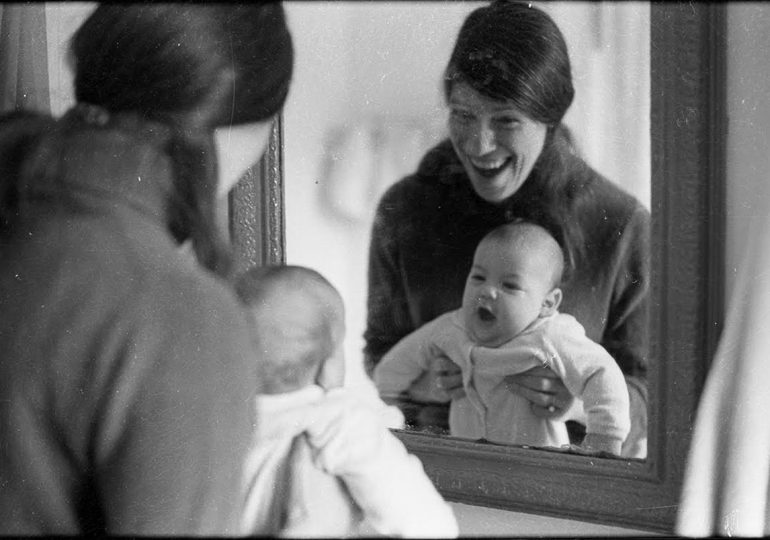 In A Photographic Memory, a Daughter Pieces Together the Mother She Never Knew