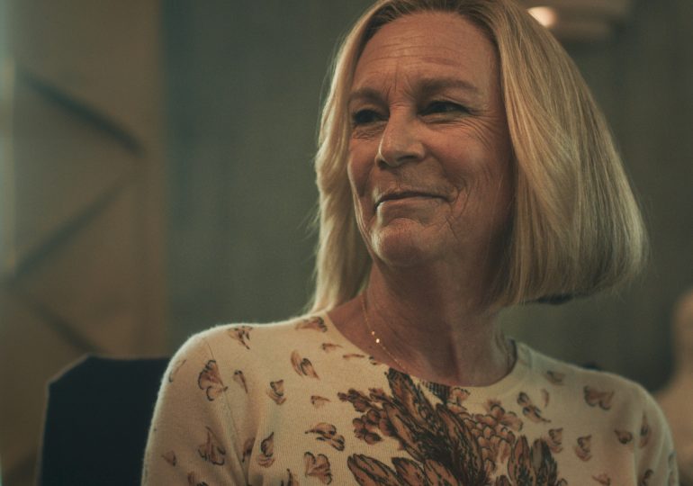 Jamie Lee Curtis Breaks Down Donna’s Big Moment in The Bear Season 4