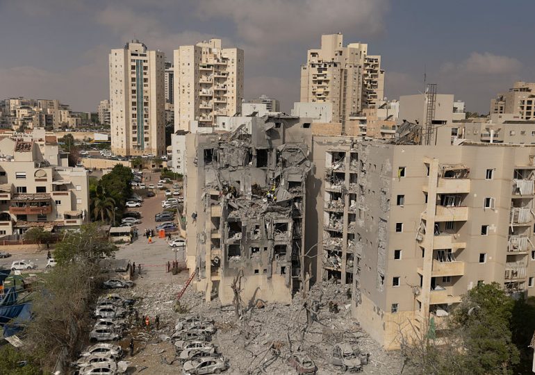 Ceasefire Collapses as Israel Orders New Strikes After Accusing Iran of Missile Attack