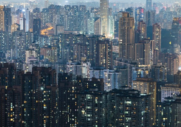 Inside world’s craziest city where you never know which floor you’re on, trains run through houses & maps are useless