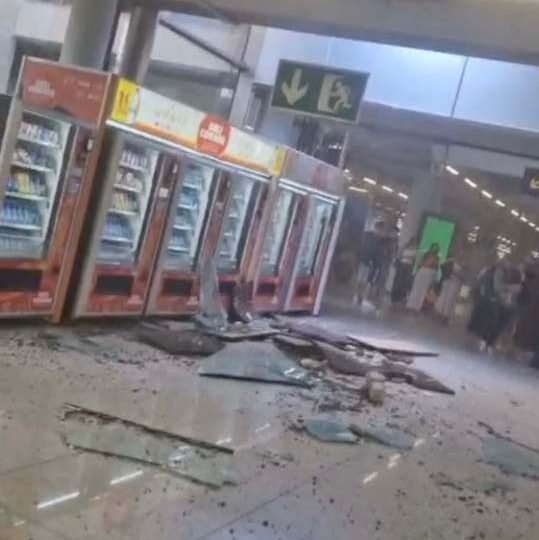Emergency alarm raised at Majorca airport after roof collapses