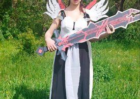 Gun & sword toting anime cosplayer tried to blow up military officer for Ukraine, Russia claims